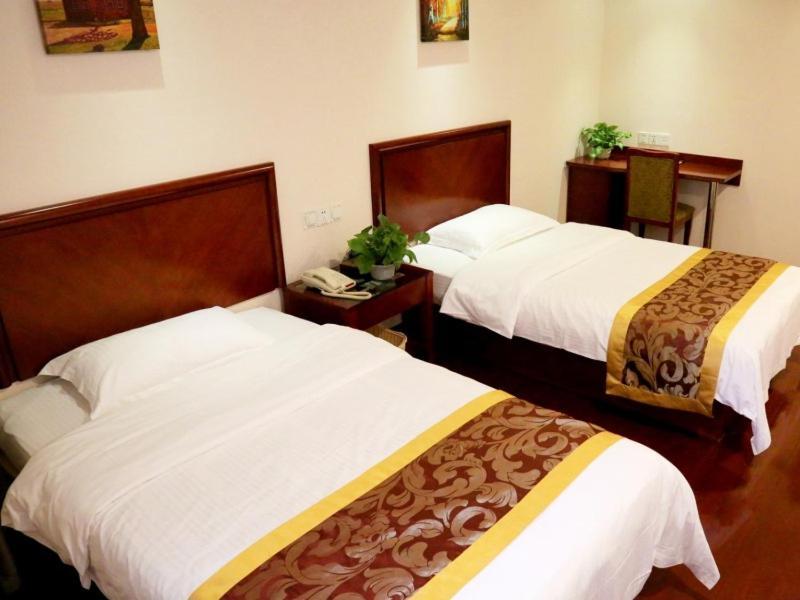 Greentree Inn Guiyang Court Street West Zhongshan Road Subway Station Business Hotel Kültér fotó