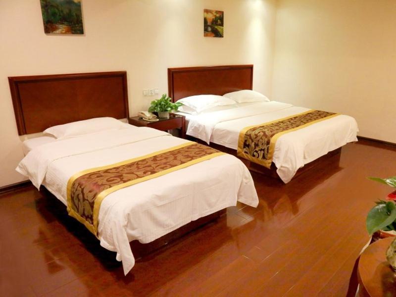 Greentree Inn Guiyang Court Street West Zhongshan Road Subway Station Business Hotel Kültér fotó