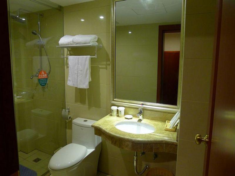 Greentree Inn Guiyang Court Street West Zhongshan Road Subway Station Business Hotel Kültér fotó