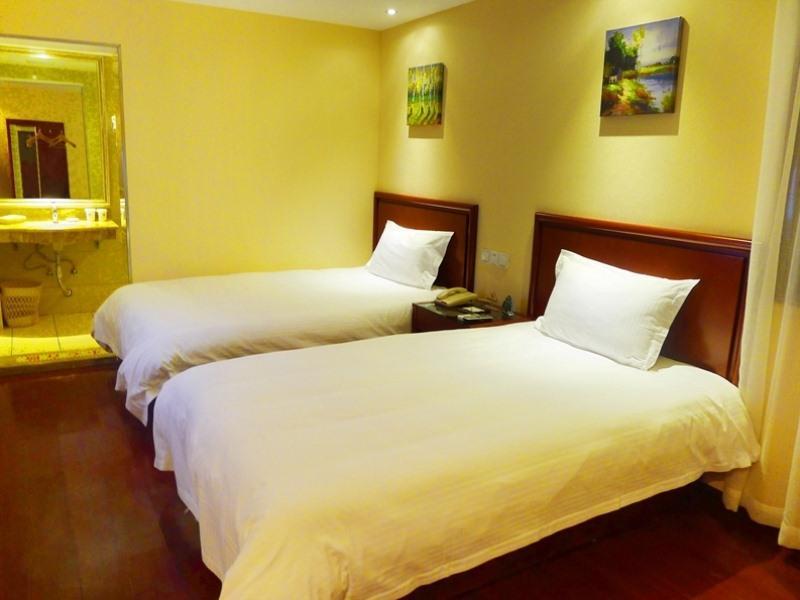 Greentree Inn Guiyang Court Street West Zhongshan Road Subway Station Business Hotel Kültér fotó