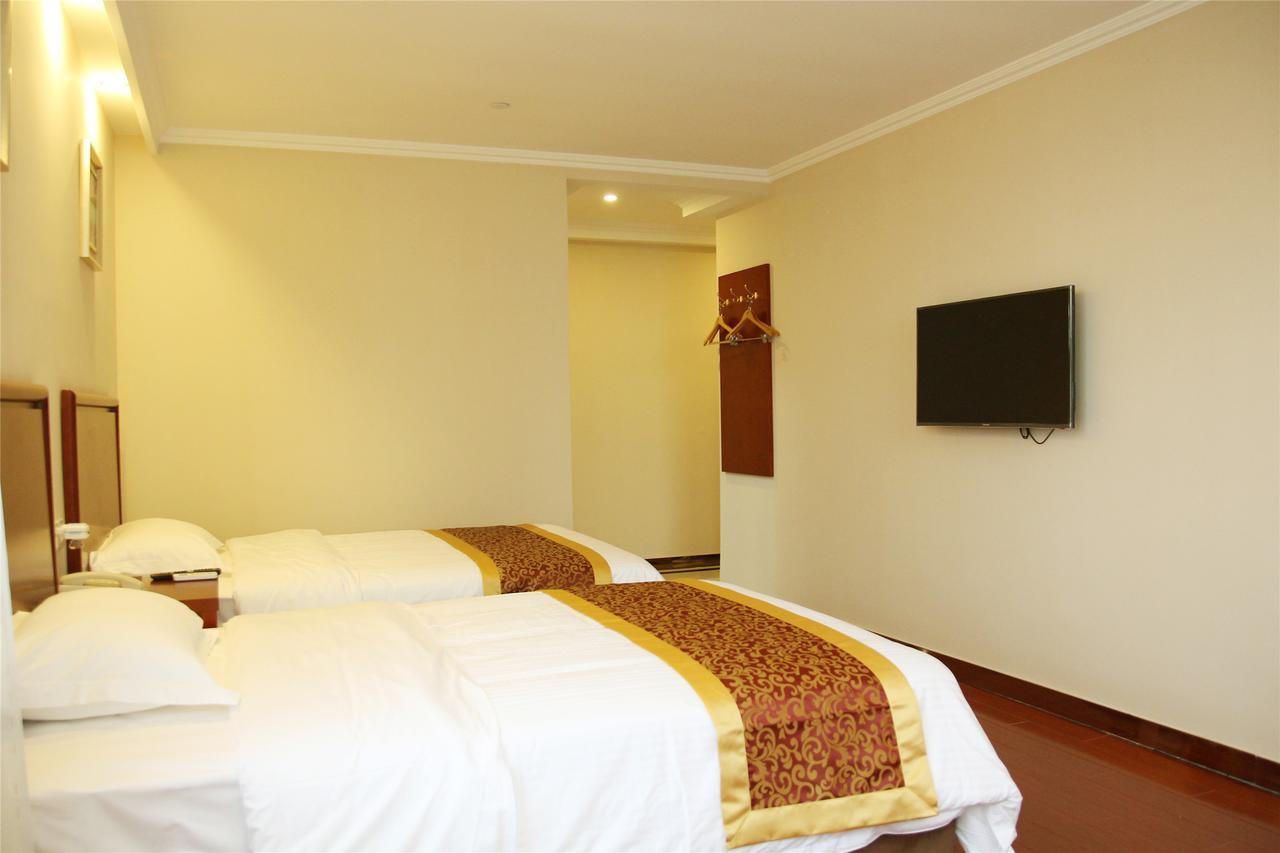 Greentree Inn Guiyang Court Street West Zhongshan Road Subway Station Business Hotel Kültér fotó