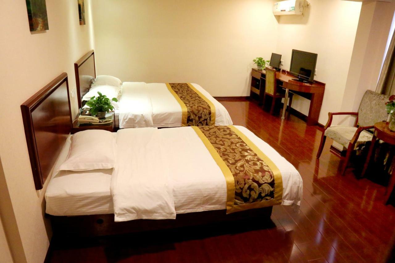 Greentree Inn Guiyang Court Street West Zhongshan Road Subway Station Business Hotel Kültér fotó