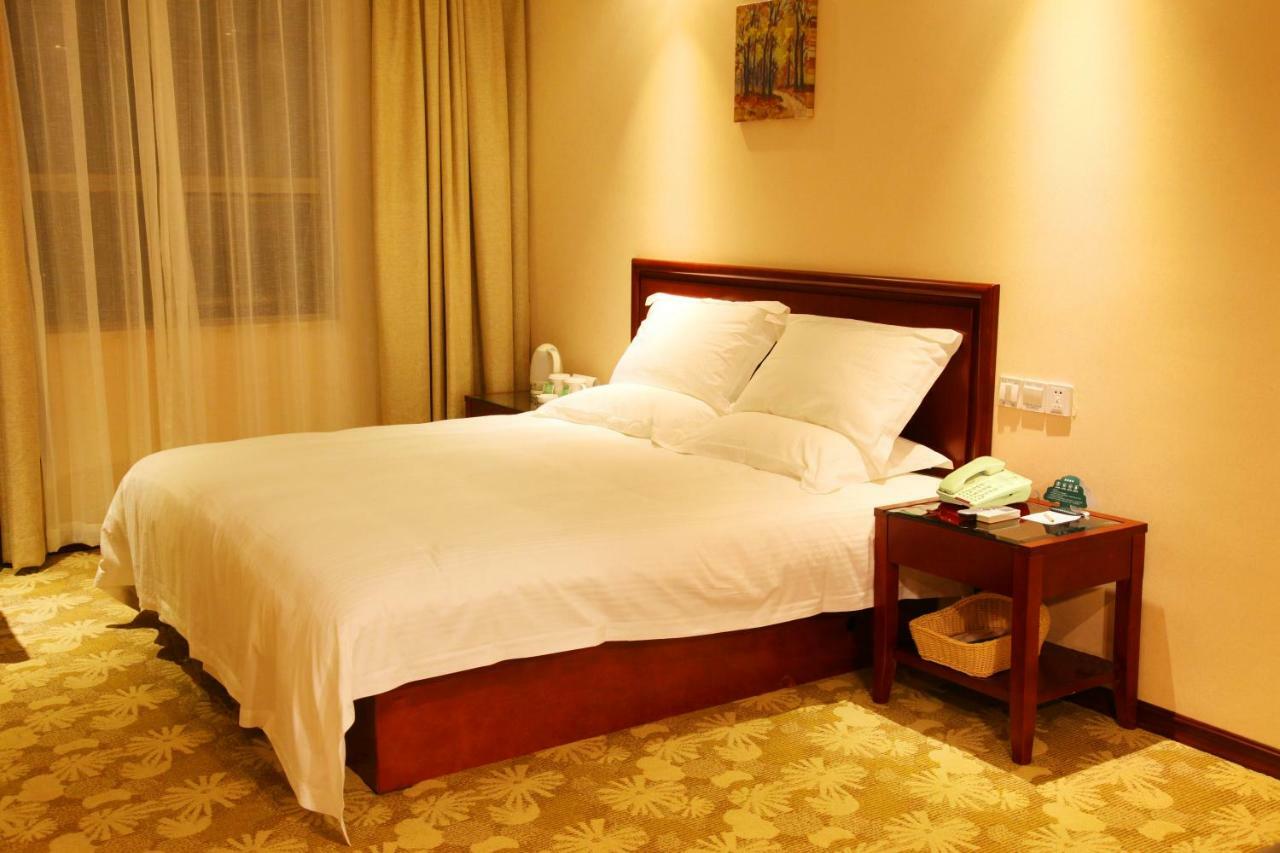 Greentree Inn Guiyang Court Street West Zhongshan Road Subway Station Business Hotel Kültér fotó